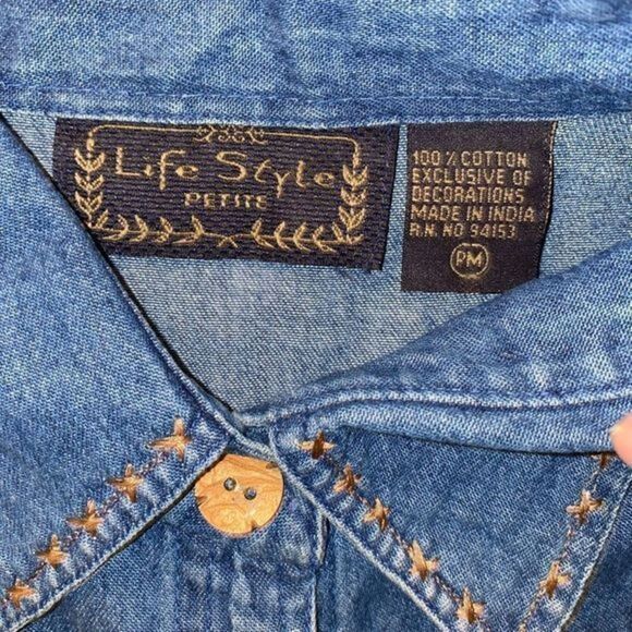 Life Style Vintage Denim Vest with Embroidered Monkeys and Palm‎ Trees - Picture 9 of 11